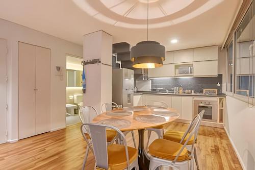 Modern Penthouse Private Rooftop BBQ & City Views