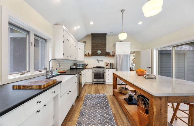 Modern Private Mountain Retreat - Close to Tanglewood & Lakes