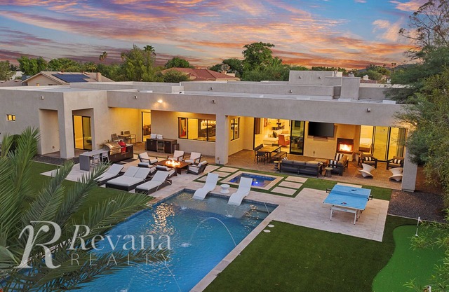 Modern PV Estate - 6BR Luxury Retreat w/Pool, Spa & Designer Interiors