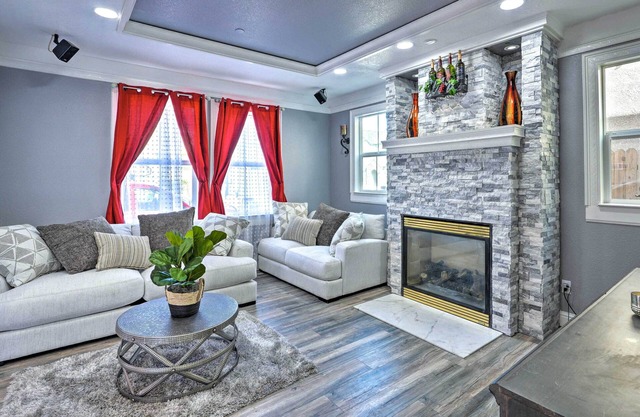 Modern Sacramento House ~ 12 Mi to Downtown!