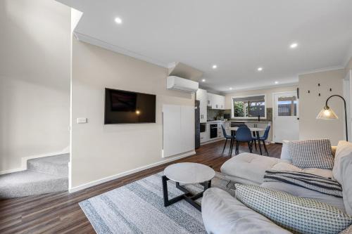 Modern Townhouse in Warrnambool CBD