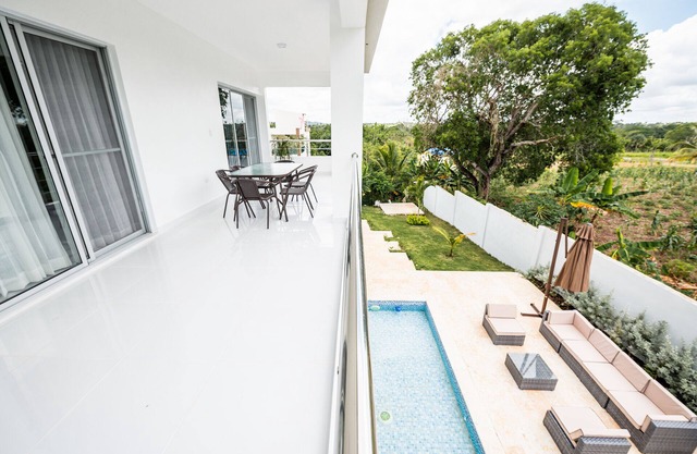 Modern Villa W/ transport & chef services. 45 mins away from Punta Cana