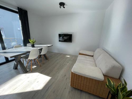 Modernes 3 Zimmer Apartment - zentral - nahe Hamburg & Lübeck