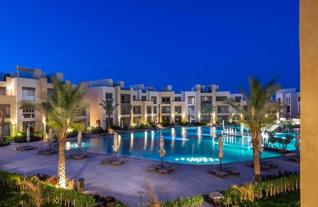 Modish & Magnific 2bdr @ Mangroovy Pool & Beach Access
