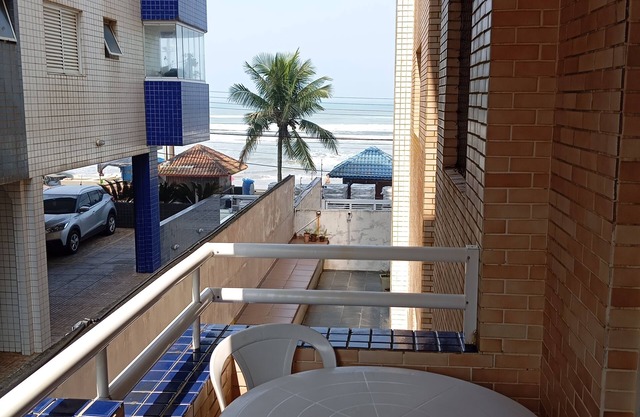 MONGAGUÁ APARTMENT/ON THE SAND/SEASIDE/WI-FI/CLOSE TO SHOPPING CENTER/PET FRIENDLY