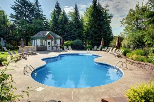 Mont Tremblant Bliss - Luxury Ski-Golf Retreat by Instant Suites