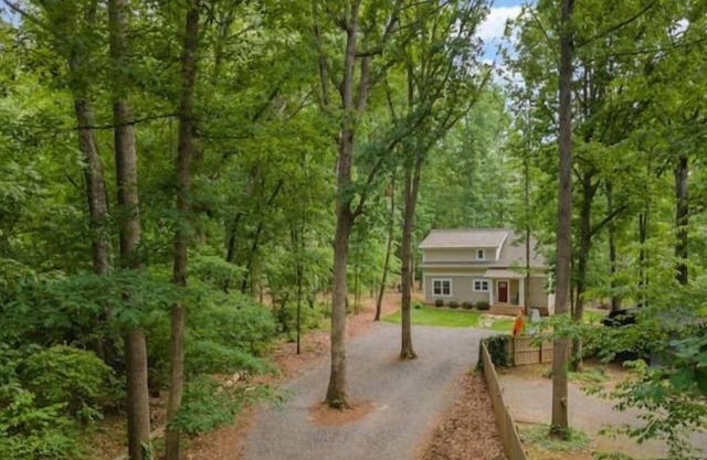 Mooresville Home -1 min to lake access