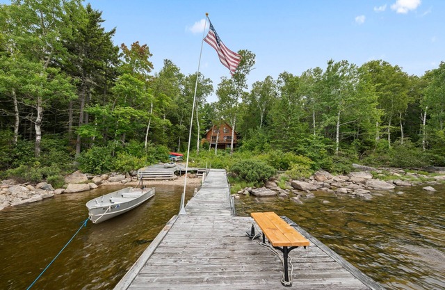 Mooselook Margaritaville | Private Waterfront Mooselookmeguntic Lake | Dock, Mooring, Kayaks