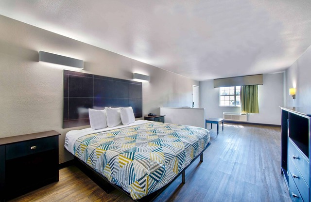 Motel 6 Arlington, TX