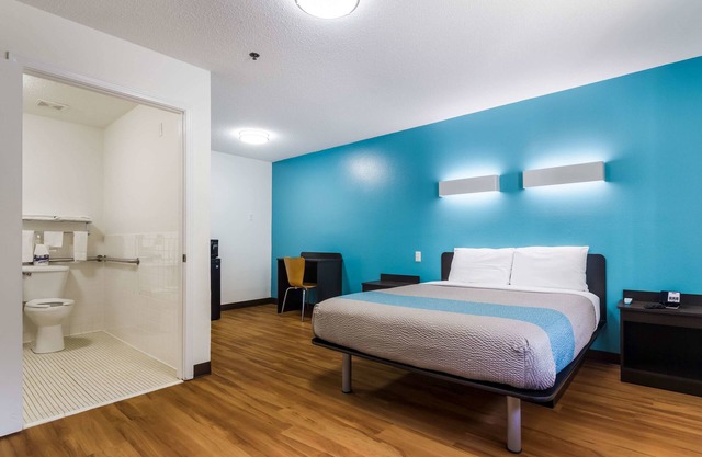 Motel 6 Gulf Shores, AL