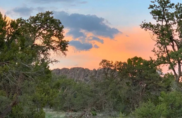 Mountain camping with stunning viewsnn