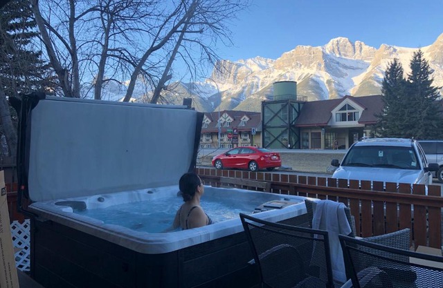 Mountain View Escape with Private Hot Tub & Patio