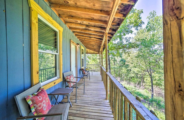 Mountainburg Apt < 5 Mi to Lake Fort Smith!