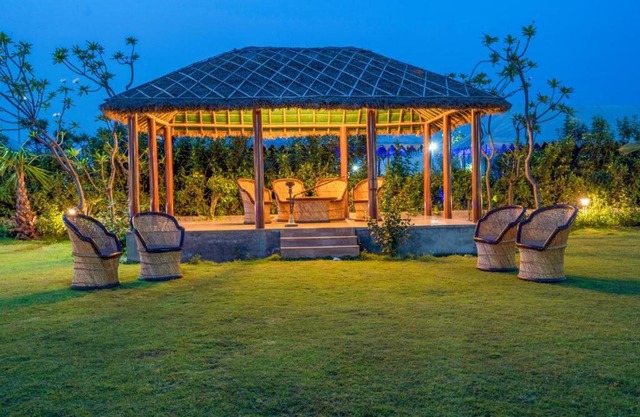 MST Farm And Resort
