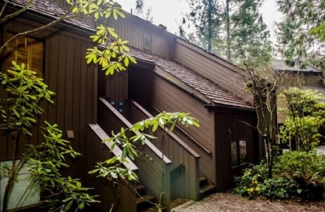 Mt. Baker Lodging Condo 31- Sleeps 2!