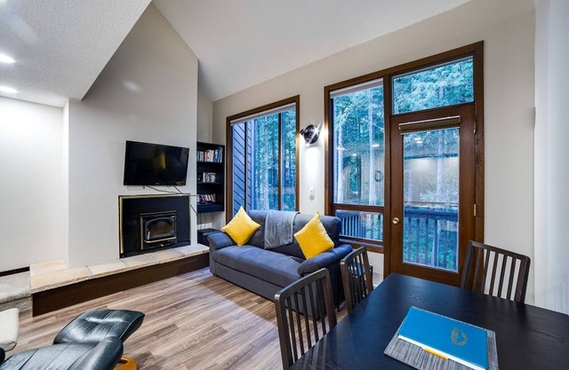 Mt. Baker Lodging Condo 68 - Sleeps 4!