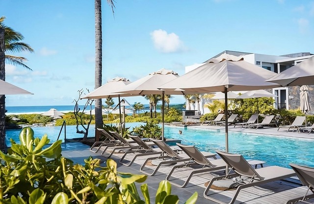 Luxury 2 Units | Beachfront Resort | Plaine Magnien, Mauritius