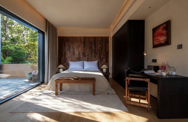 Mucheng Xichi Snow Mountain Art Resort