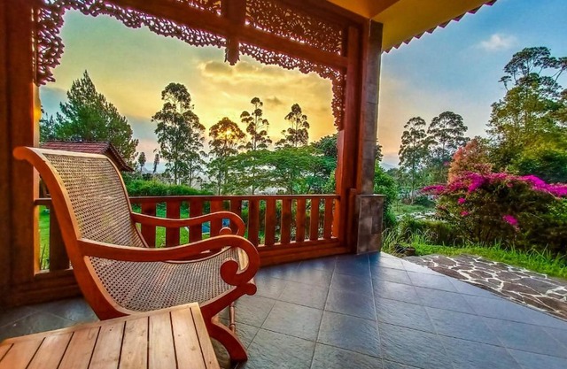 Mulberry Hill by The Lodge