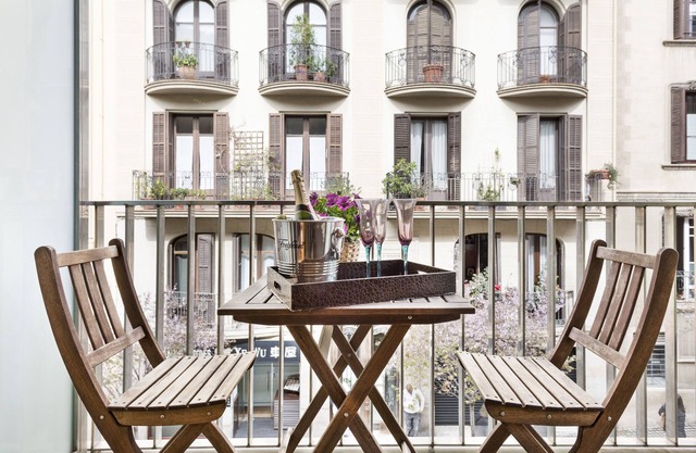 My Space Barcelona Executive Apartments Center