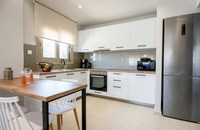 Mylos Luxury Apartment 4