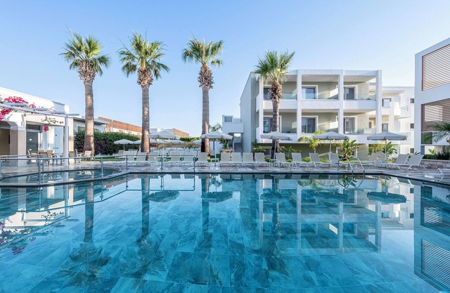 Mythos Suites Hotel