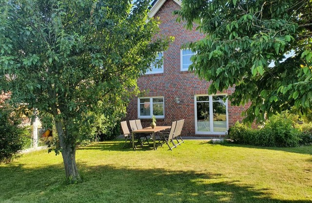 Nähe Hamburg Lübeck Ostsee - BBQ - Garten - Parkplatz