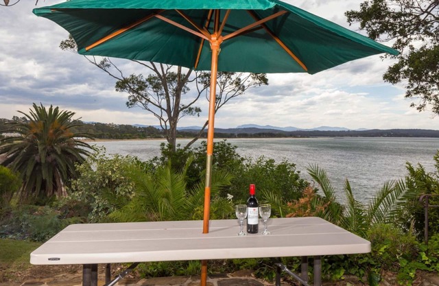 'Nandina' Coastal Clifftop Lookout