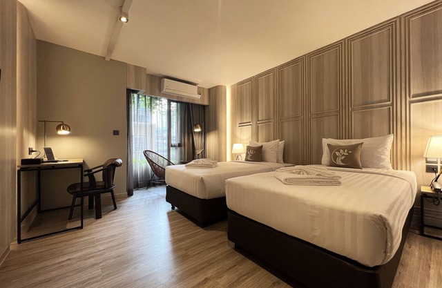 @Nares Hotel