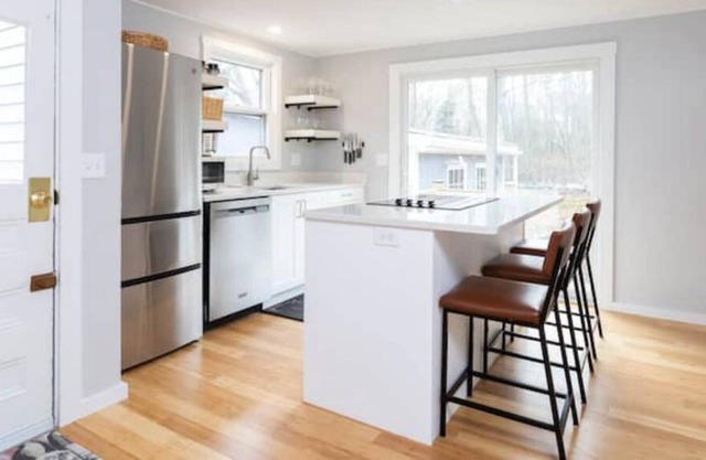 Narragansett Beach/Narrow River! Welcome to Riverbend Cottage II