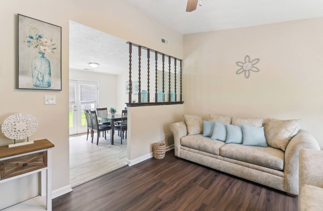 Near Camp Lejeune: Jacksonville Getaway