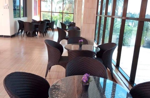 Nemarts Hotel