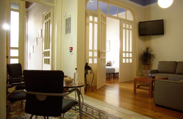 Neoclassical Glamour