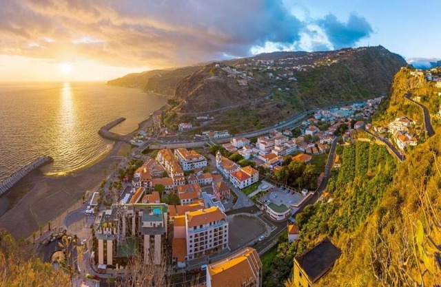 Neves GuestLoft by Madeira Holiday Rentals