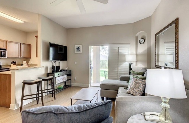 NEW! Anna’s Stunning Townhome in Regal Palms Resort Near Disney