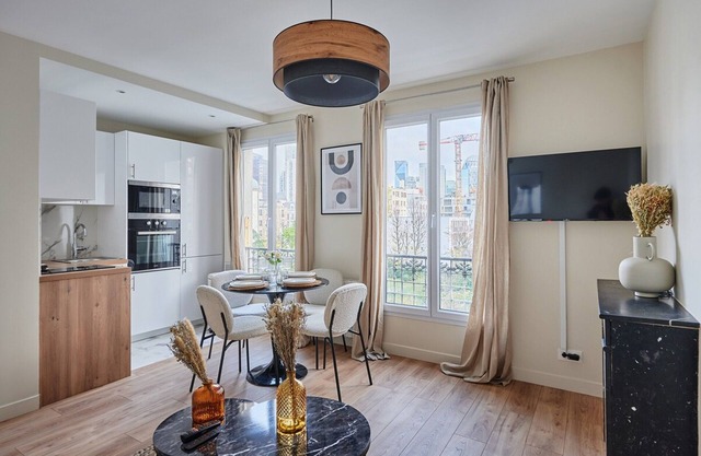 New Apartment Puteaux/la Defense