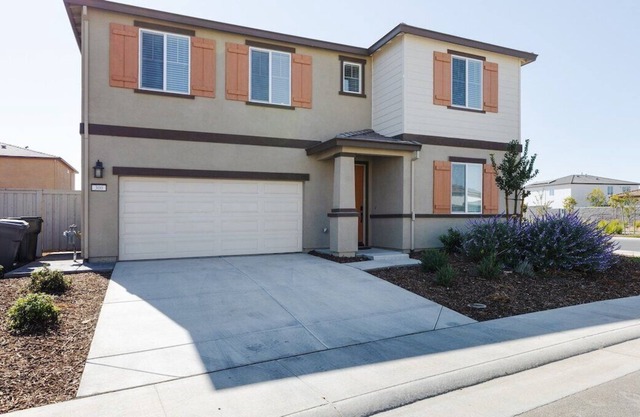 New Build Amazing 5 bedroom house