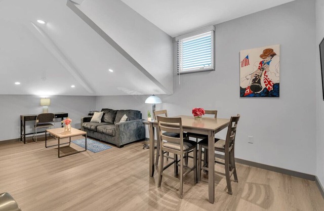 New Build Stylish Haven in Bywater + Parking