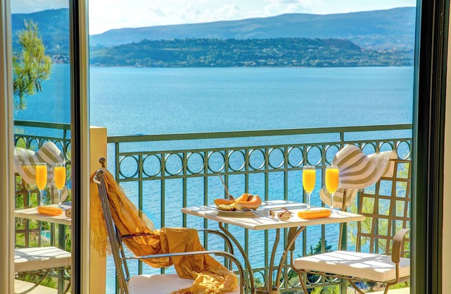 *NEW FOR 2016 * A luxurious, romantic getaway just for the 2 of you !