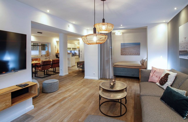 New from 7/24, 150 m to the sea, 5 stars, central and quiet, sauna, dogs welcome