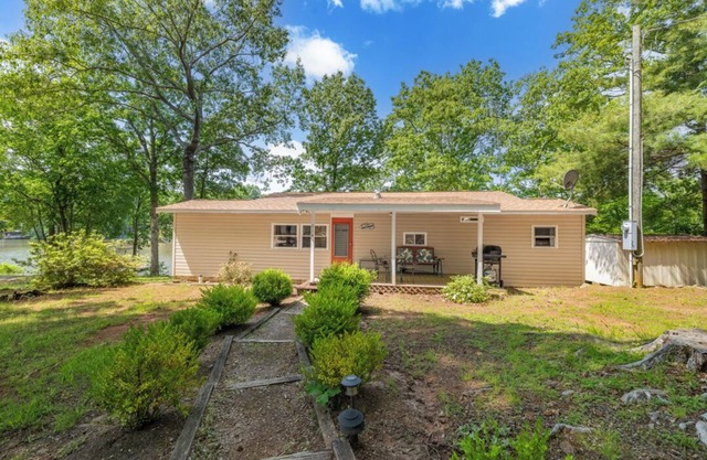 New! Great Dock, Kayak, Pet-Friendly, Views