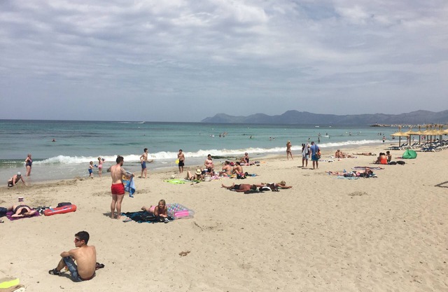 New high standing apartment near the beach