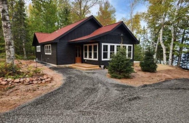 New Listing! Ripple View is available for guest stays on Lake Superior!