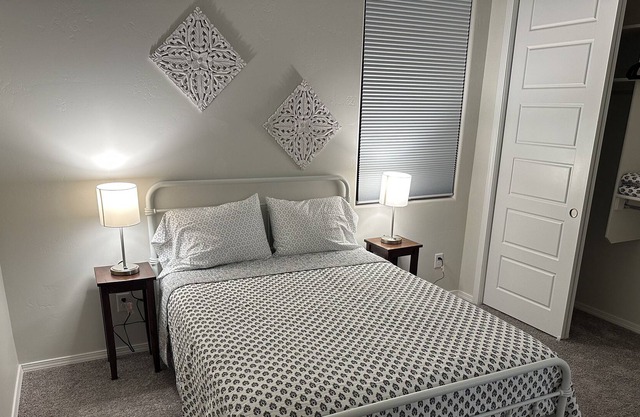 New Los Lunas Home 5 min from Facebook and Los Lunas.