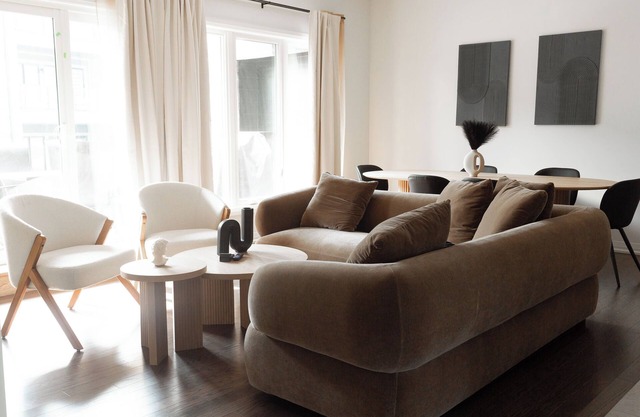 NEW - Modern Comfort by the Bay