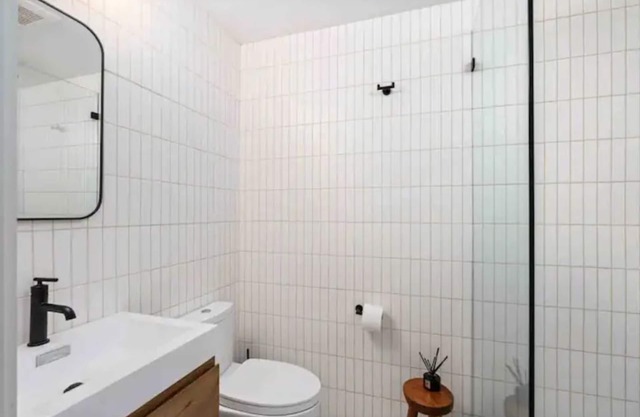 New Paltz Guest Cabin Nestled In The Woods