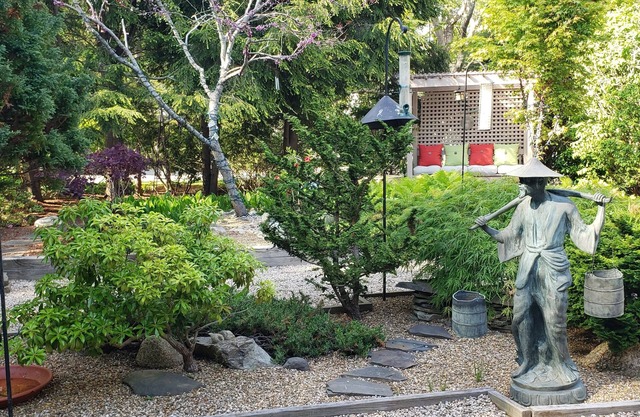 New Seabury Retreat. Butchart Gardens' Inspired Garden (Victoria BC,)