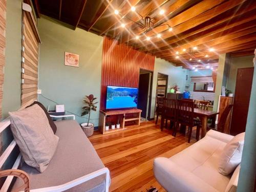 Newlives Transient 1 Atok Trail - 2nd floor