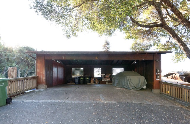 Newly remodeled spacious luxury unit with a view of San Francisco Bay.