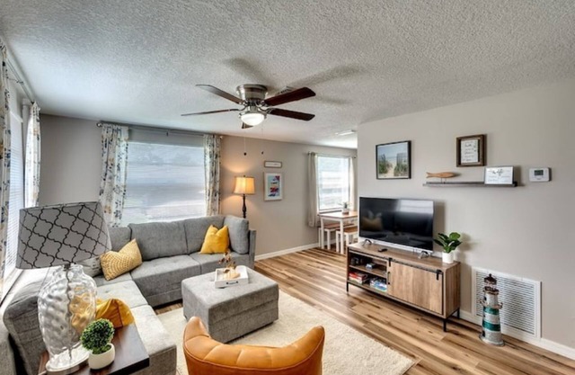 Newly renovated Bradenton bungalow